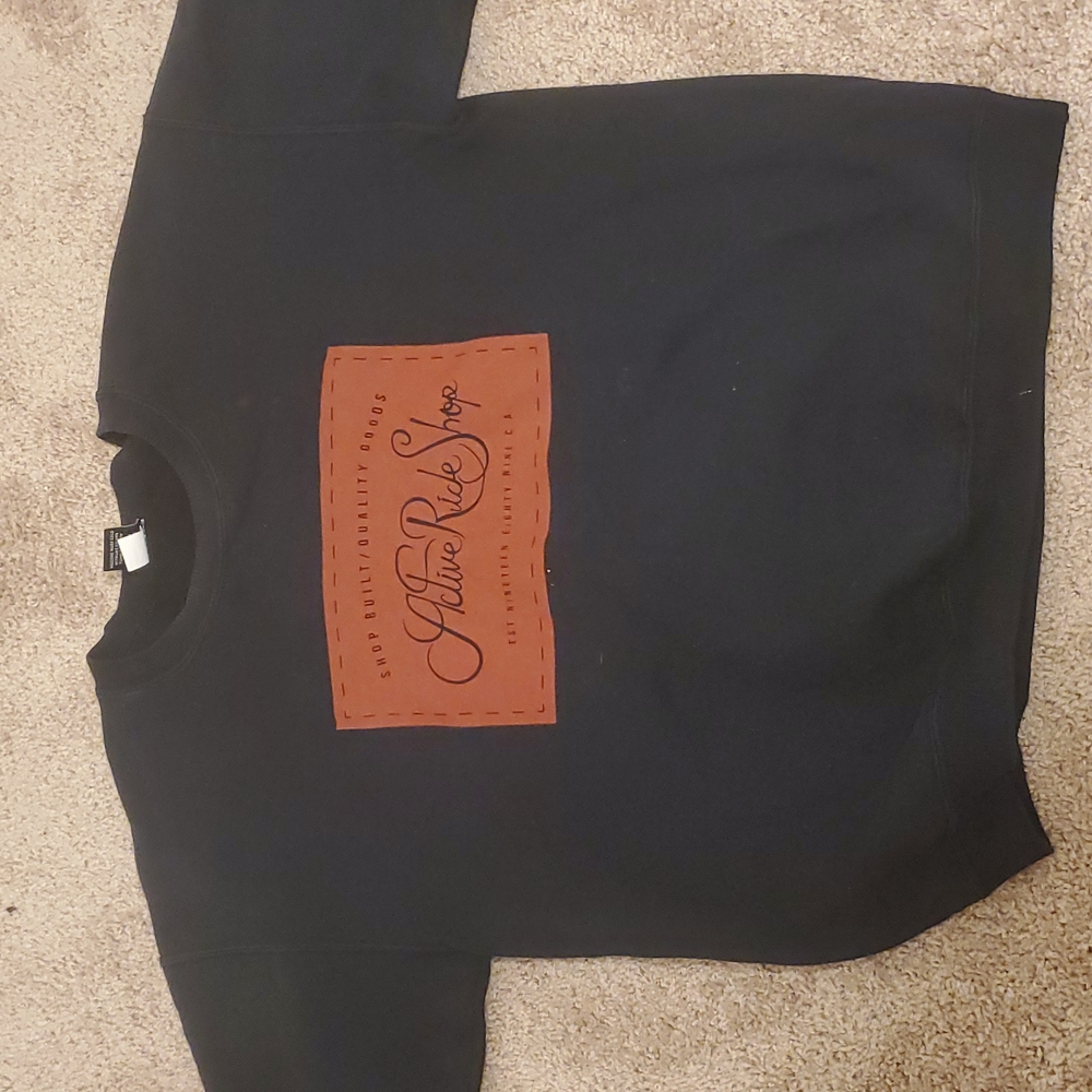 Sweatshirt